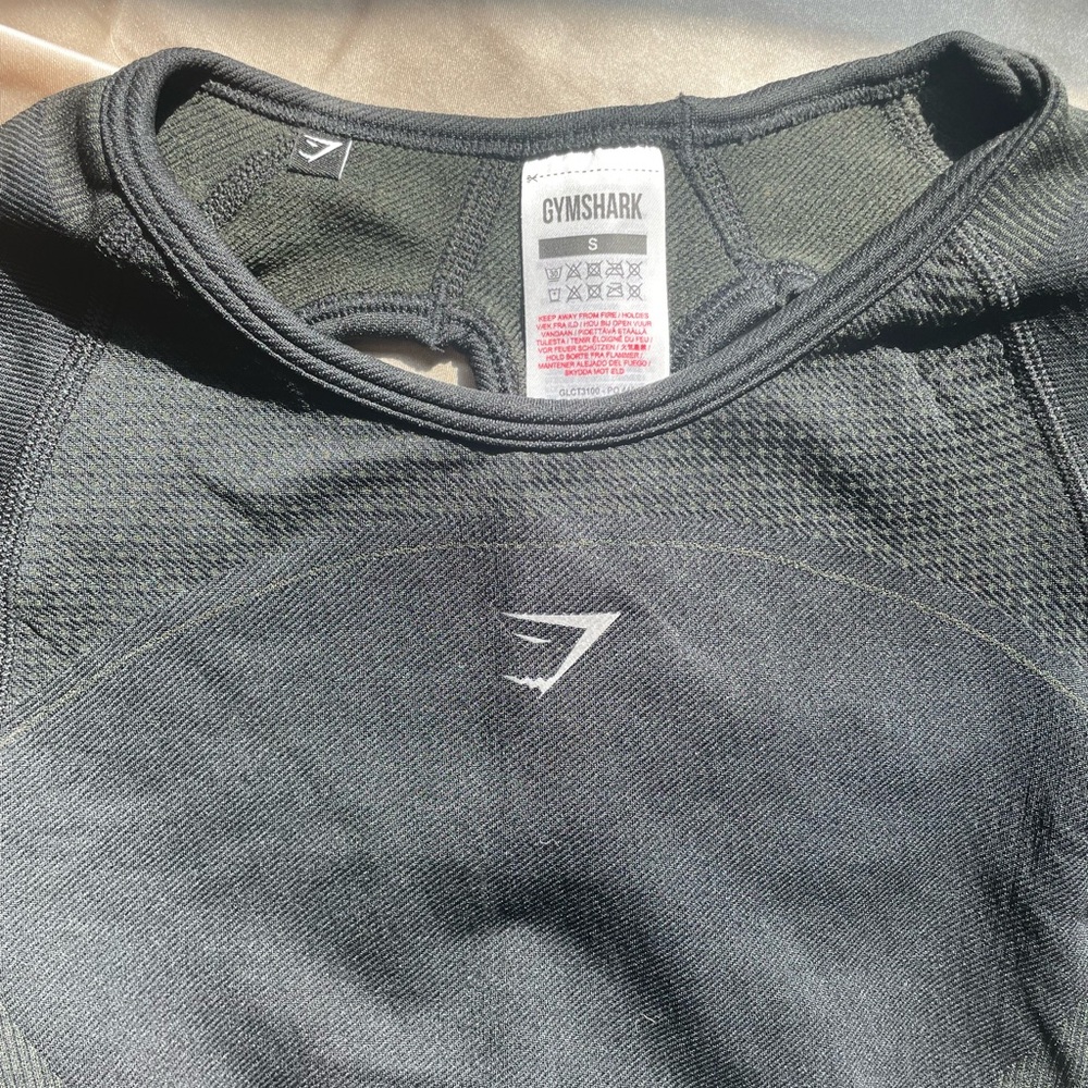 Women’s Gymshark Cropped Tee